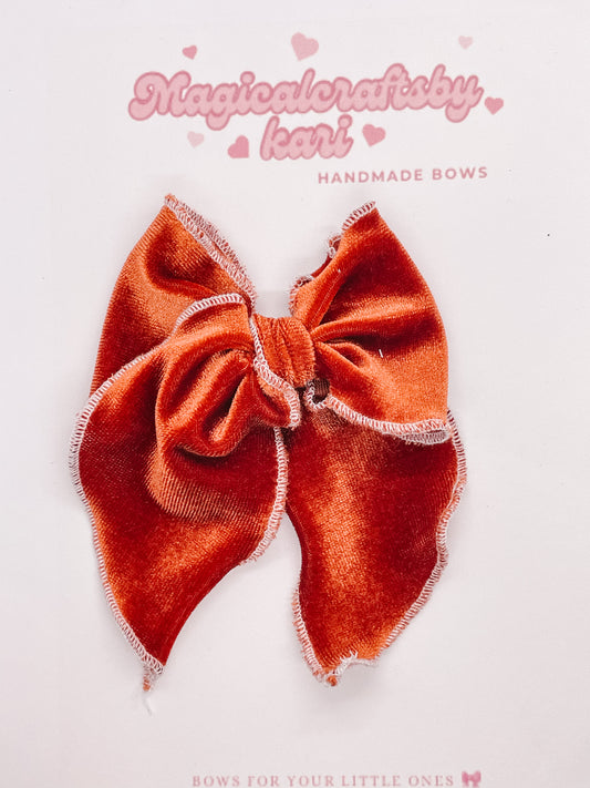 Velvet fall bow