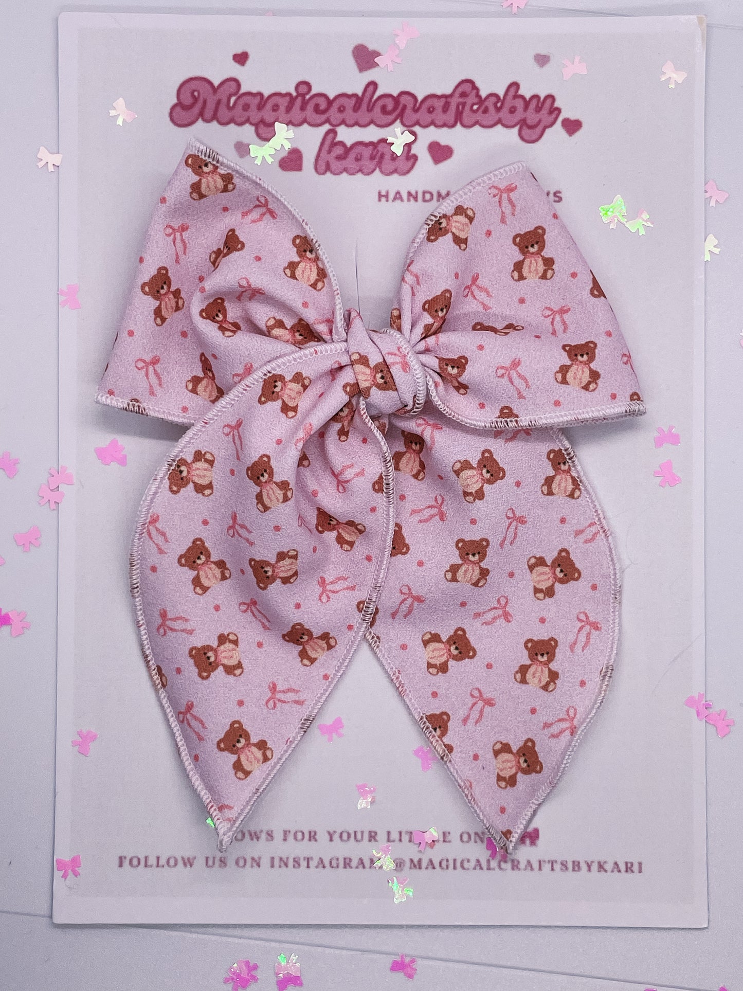 Beary cute 🧸🎀