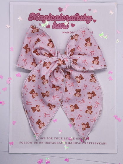 Beary cute 🧸🎀