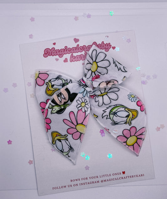Floral Daisy Duck