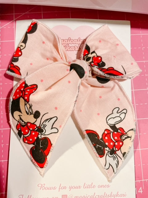 Minnie Bow