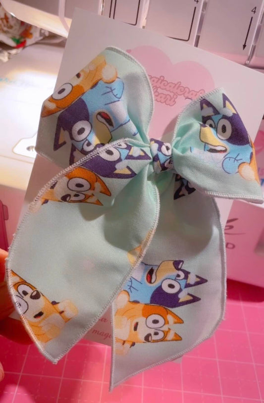 Bluey and Bingo Bow